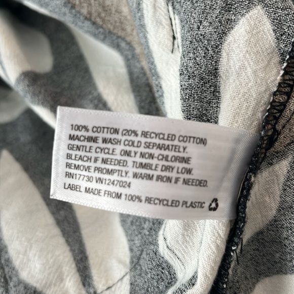 Tabitha Brown X Target Floral Leaf Tropical Jumpsuit Size Small - Picture 10 of 10